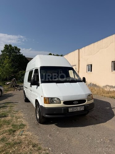 Ford Transit-1