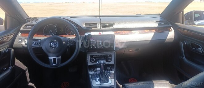 Volkswagen Passat CC-14