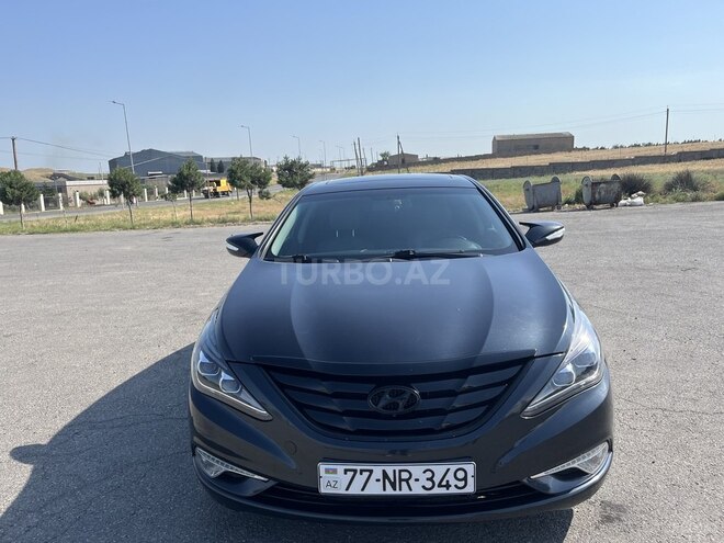Hyundai Sonata-1