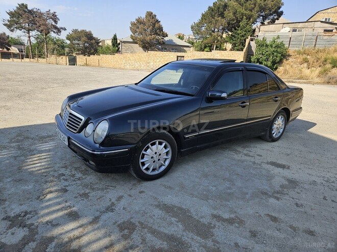 Mercedes E 220-2
