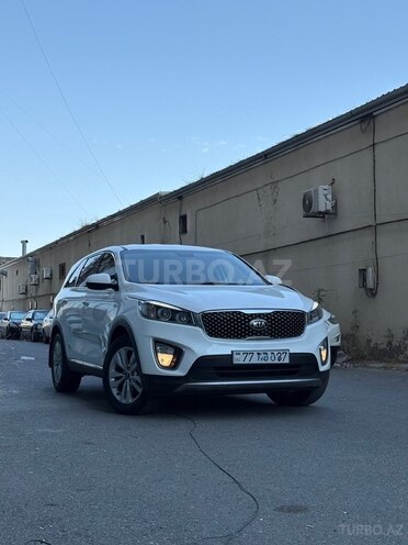 Kia Sorento-1