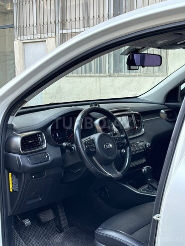 Kia Sorento-7