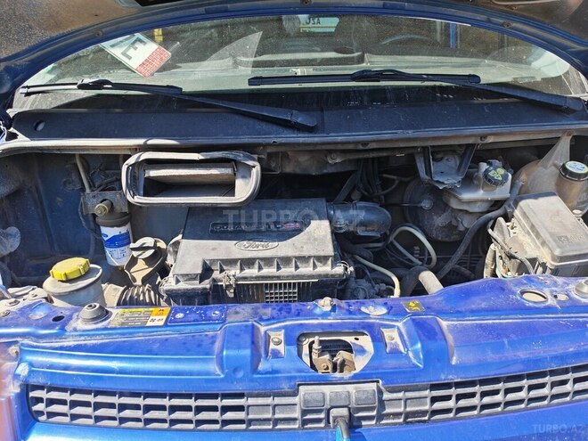 Ford Transit-2