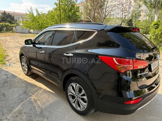 Hyundai Santa Fe-5