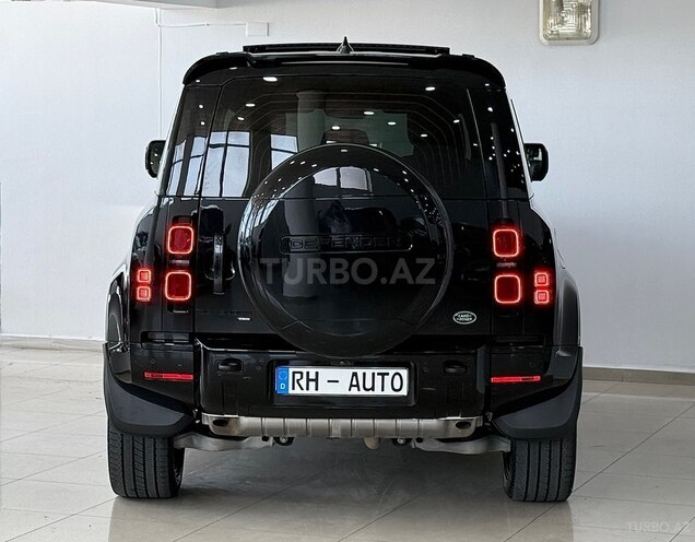 Land Rover Defender-5