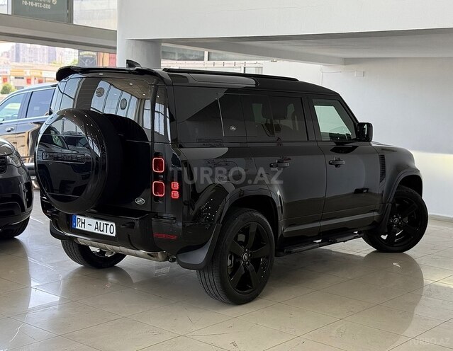 Land Rover Defender-6