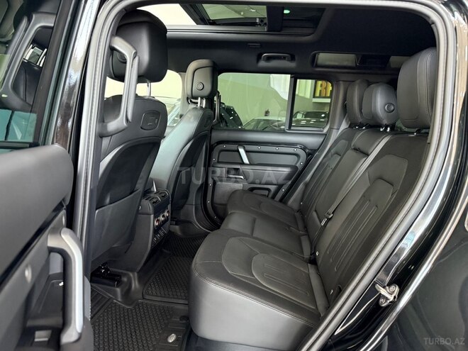 Land Rover Defender-12