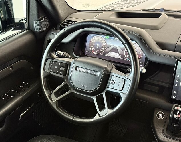Land Rover Defender-15