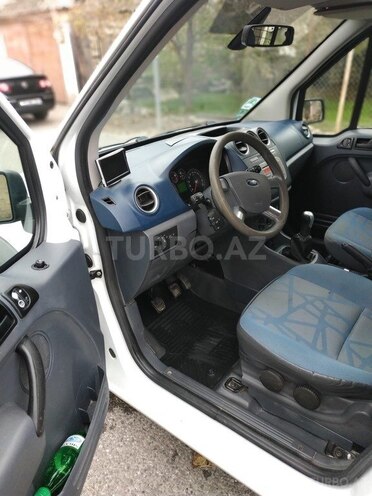 Ford Transit Connect-10