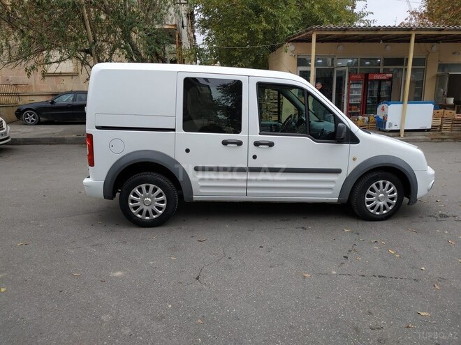 Ford Transit Connect-7