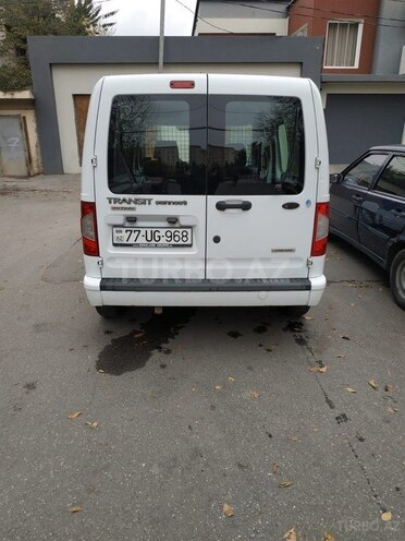 Ford Transit Connect-6