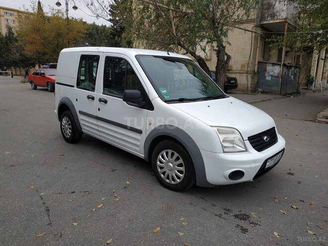 Ford Transit Connect-3