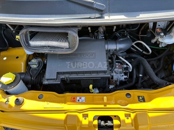 Ford Transit-7