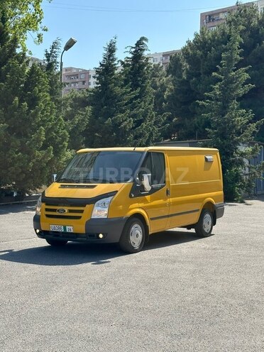 Ford Transit-1