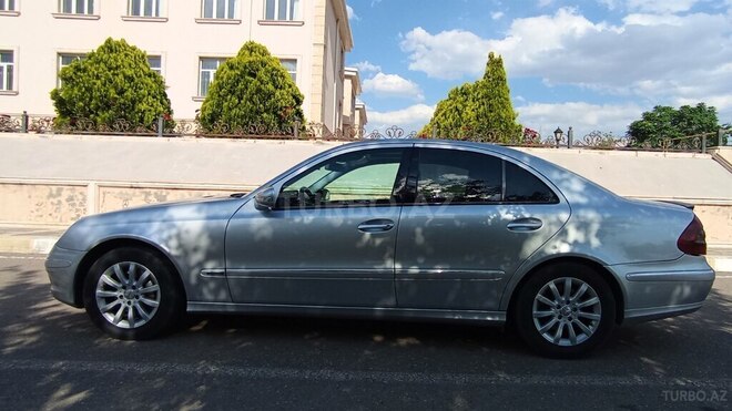 Mercedes E 220-5