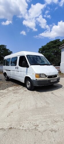 Ford Transit-1