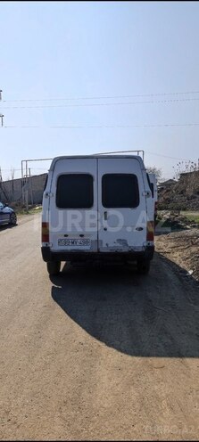 Ford Transit-3