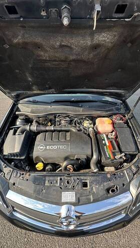 Opel Astra-8