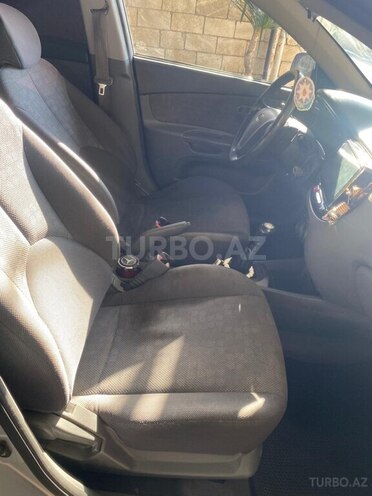 Kia Rio-6