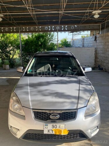 Kia Rio-16