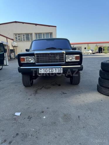 LADA (VAZ) 2107-1