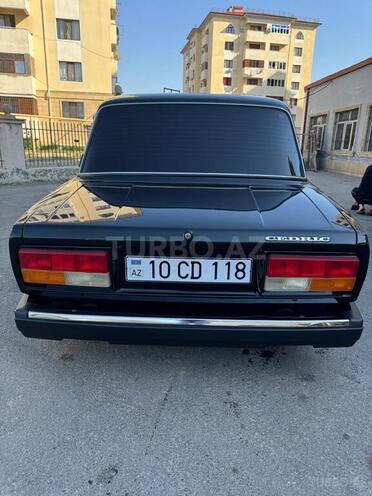 LADA (VAZ) 2107-2