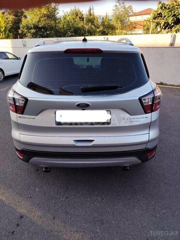 Ford Escape-2
