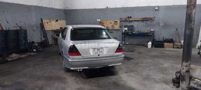 Mercedes C 200-3