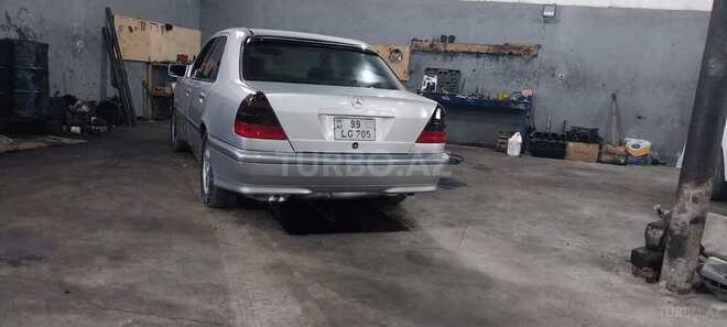 Mercedes C 200-6