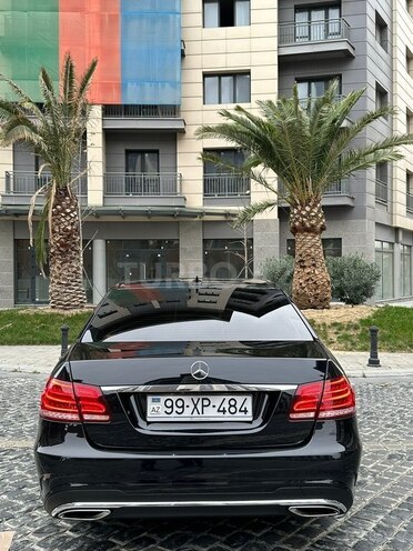 Mercedes E 220-3