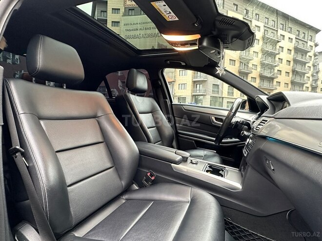 Mercedes E 220-6