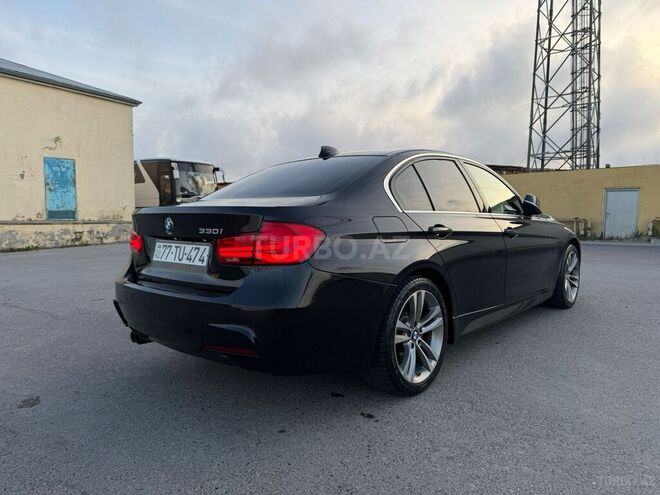 BMW 330-10