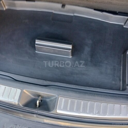 Toyota Avensis-9