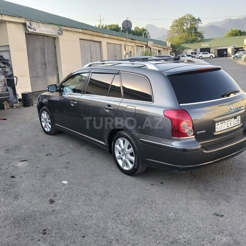 Toyota Avensis-4