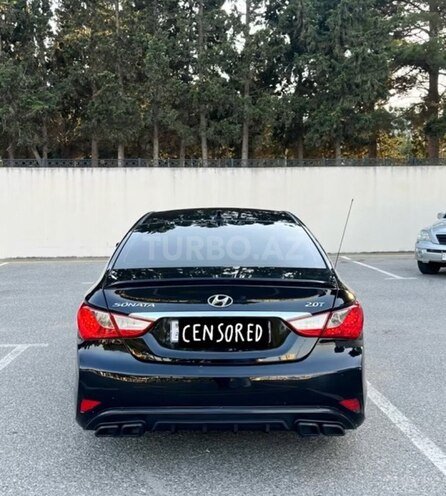 Hyundai Sonata-2