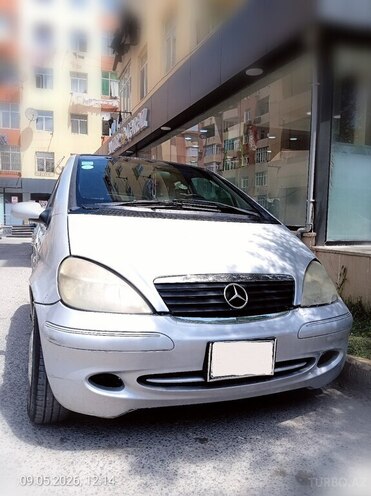 Mercedes A 160-1