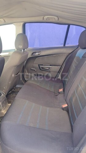 Opel Astra-7