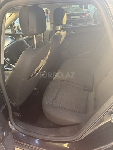 Opel Astra-10