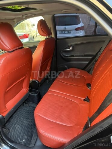 Kia Picanto-13