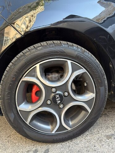 Kia Picanto-14