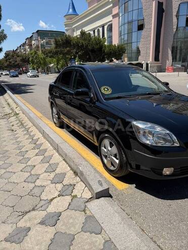 Kia Rio-4