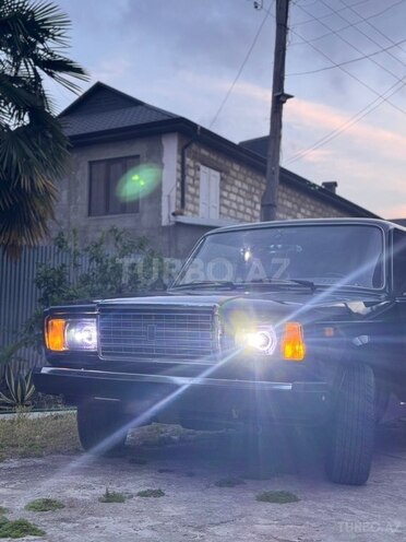 LADA (VAZ) 2107-2