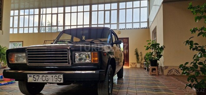 LADA (VAZ) 2107-8
