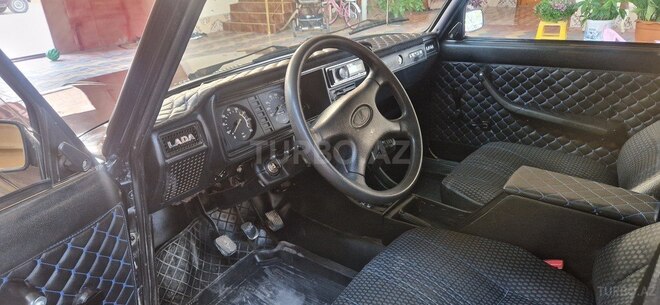 LADA (VAZ) 2107-15