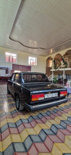 LADA (VAZ) 2107-5