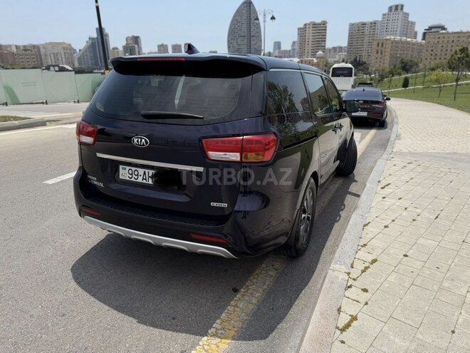 Kia Carnival-3
