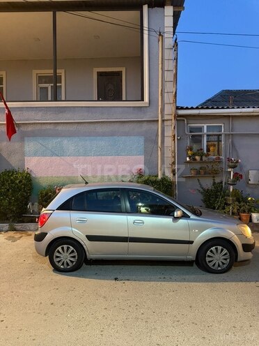 Kia Rio-3