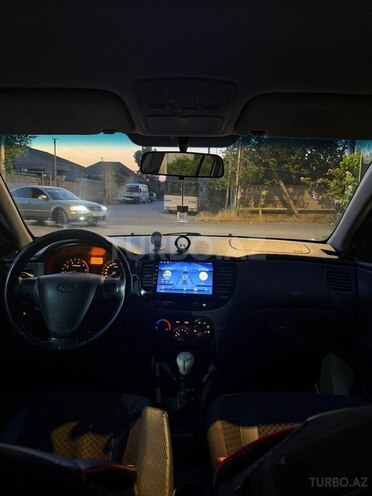Kia Rio-9