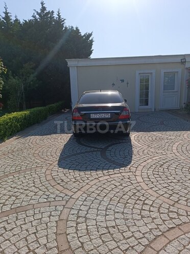 Mercedes E 220-3