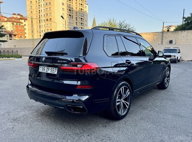 BMW X7-6
